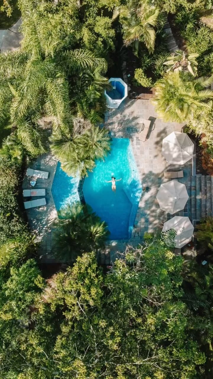 Post 10 by Tasha Courtney | Travel + Fashion on Instagram (video)