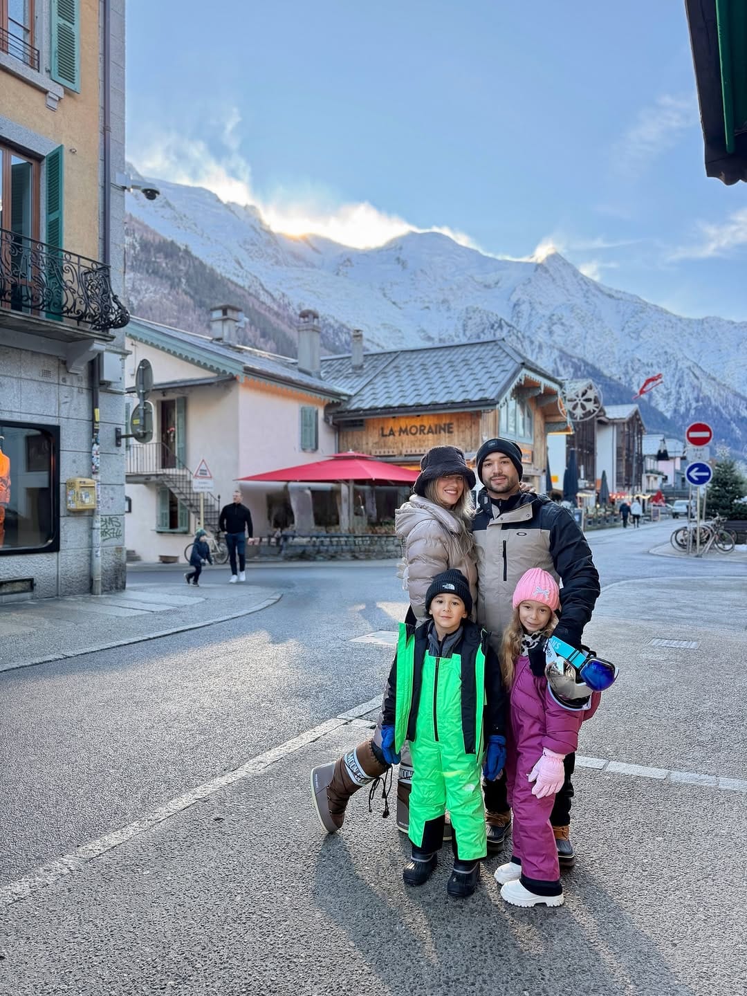 Post 2 by Yaniris Delgado | Family Travel & Lifestyle on Instagram (carousel)
