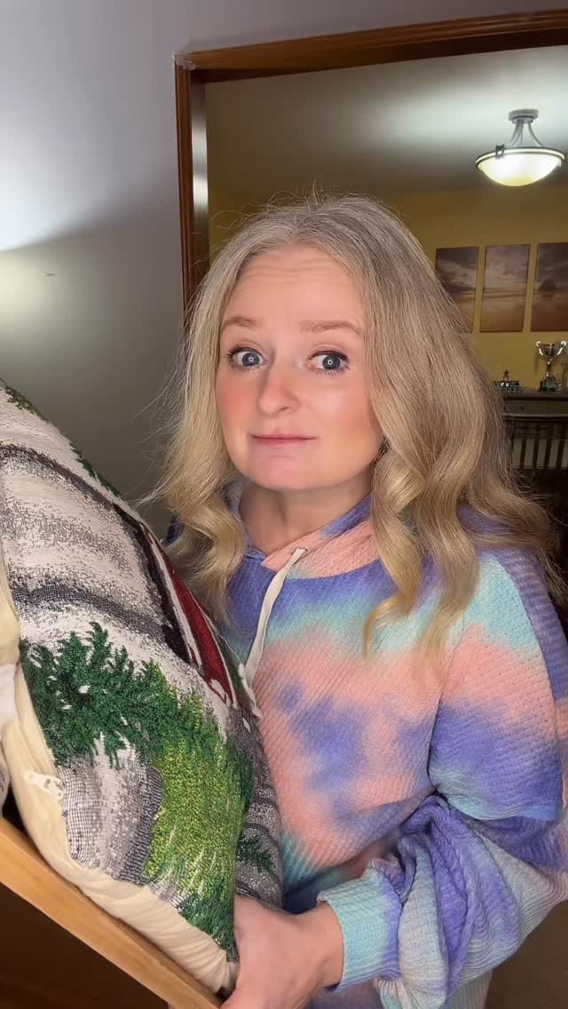 Post 3 by Cassie Holdeman on Instagram (video)