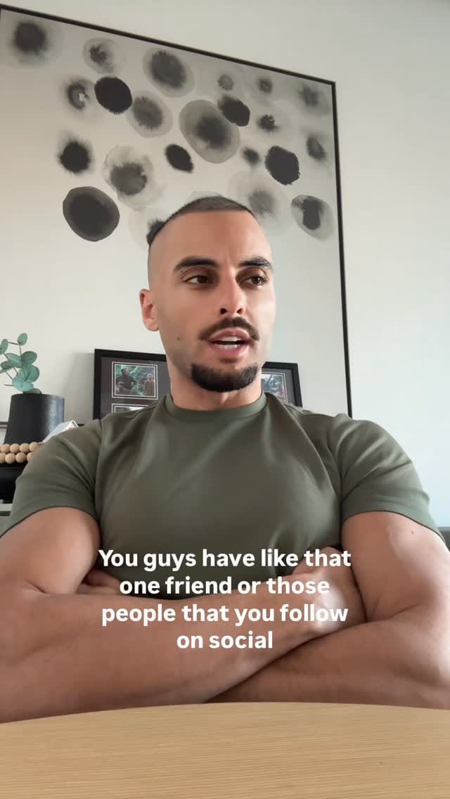Post 3 by Moe Valerian on Instagram (video)