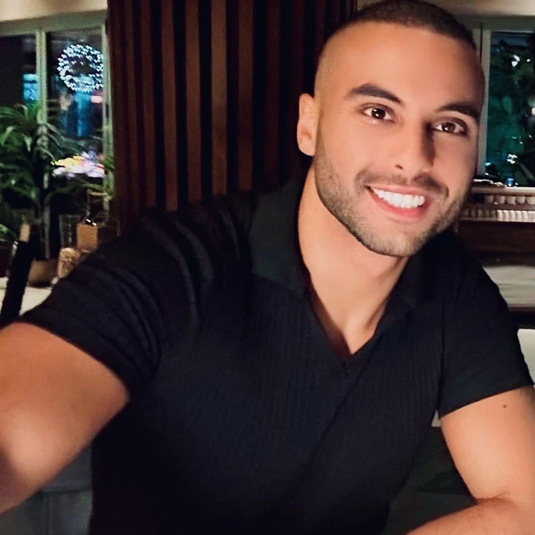 Post 9 by Moe Valerian on Instagram (image)