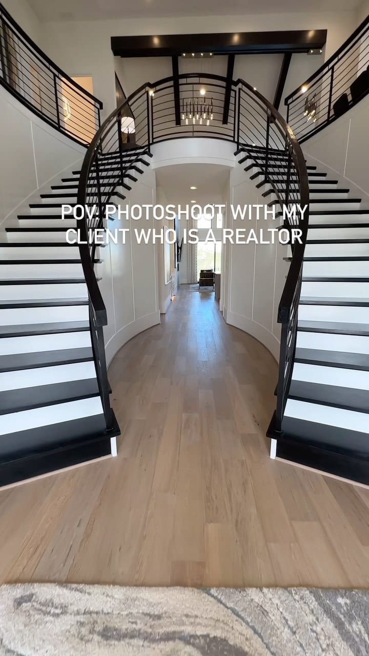 Post 10 by 📸 Branding Photographer + Content Creator on Instagram (video)