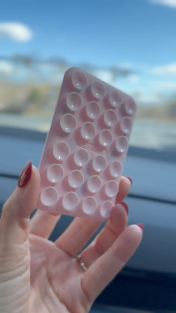 Post 1 by Bella on Instagram (video)