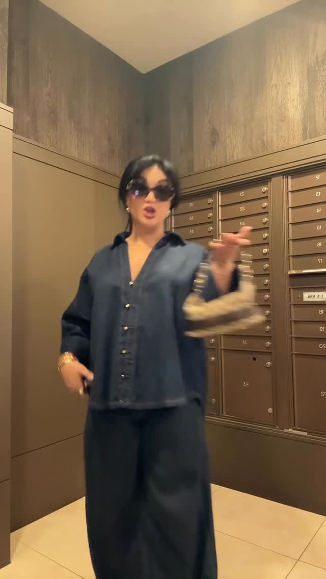 Post 2 by Amina Mejdoubi on Instagram (video)