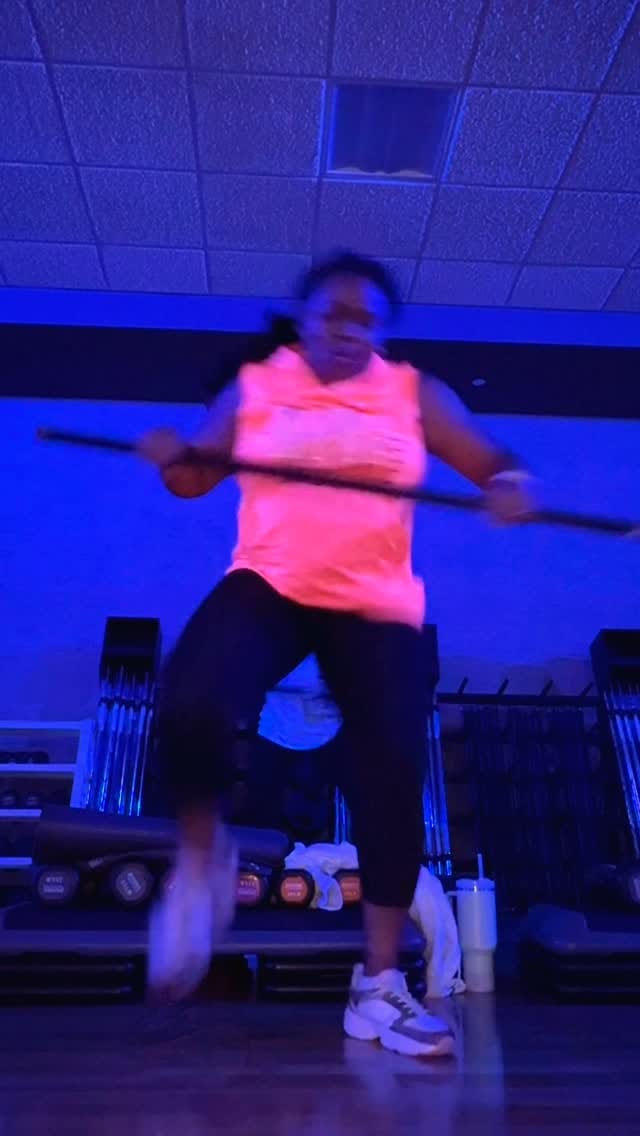 Post 5 by Mo’ Odunayo on Instagram (video)