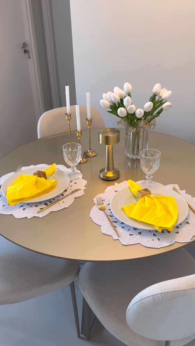 Post 10 by Ateliê Mimos de Mesa | Mesa posta on Instagram (video)