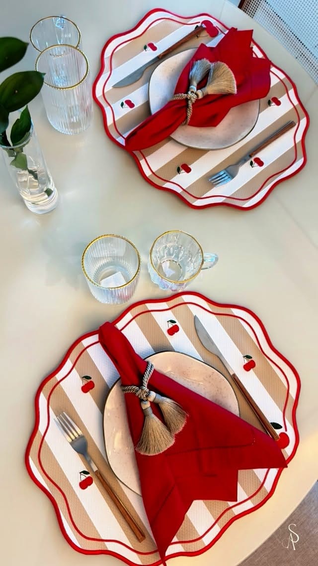 Post 4 by Ateliê Mimos de Mesa | Mesa posta on Instagram (video)