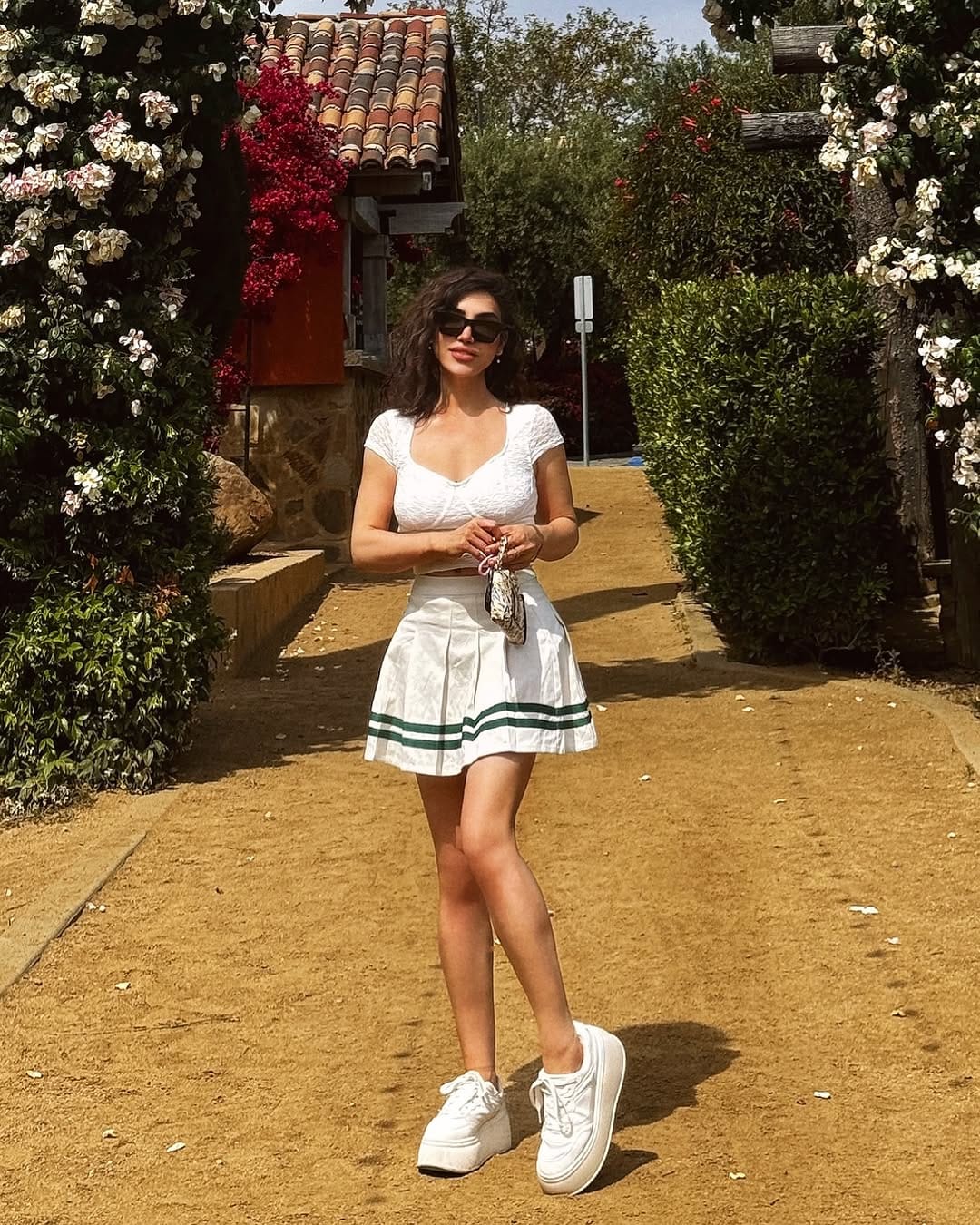 Post 5 by Nicole Ghorbani on Instagram (image)