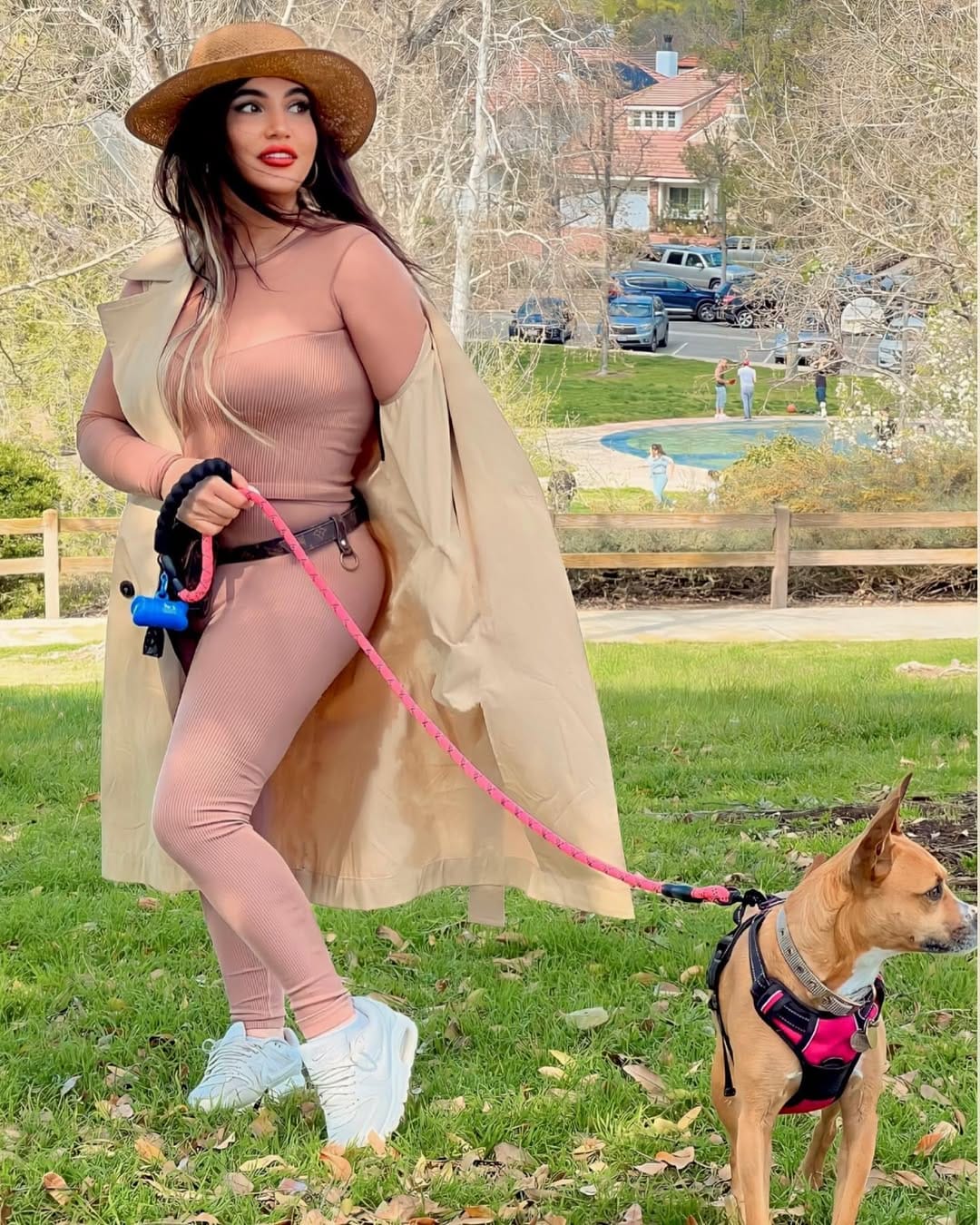 Post 8 by Nicole Ghorbani on Instagram (carousel)
