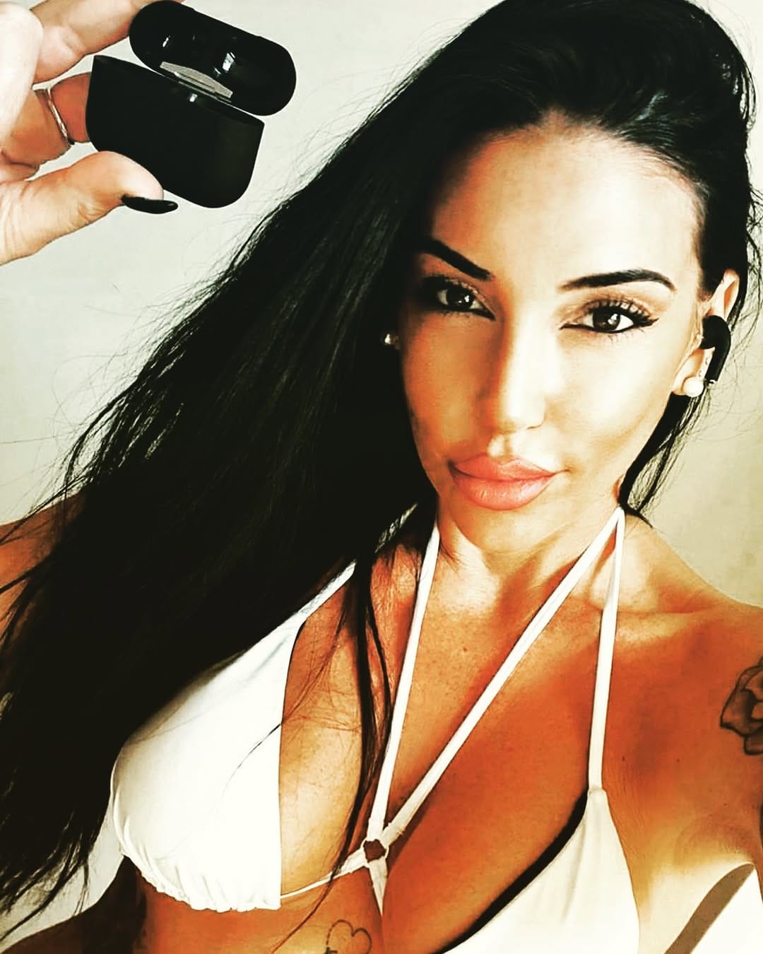 Post 7 by Winpods™ on Instagram (image)