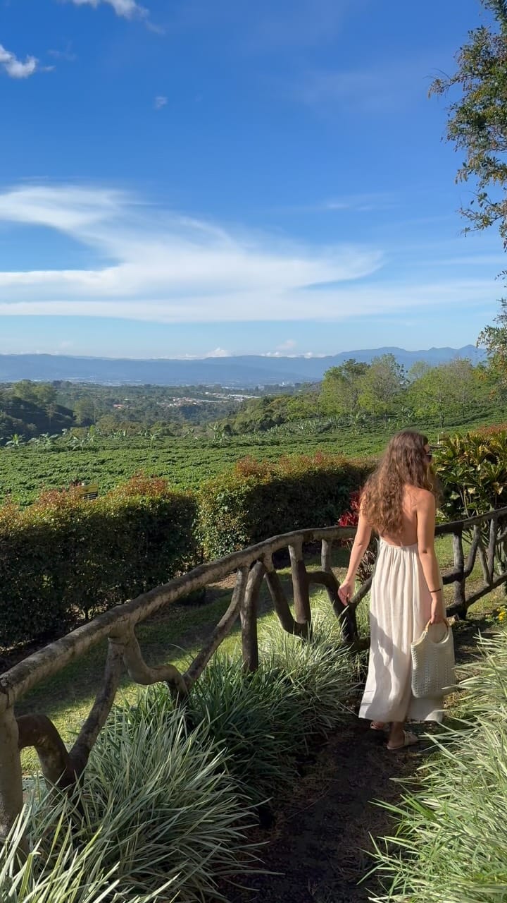 Post 5 by Maria Lobanova on Instagram (video)