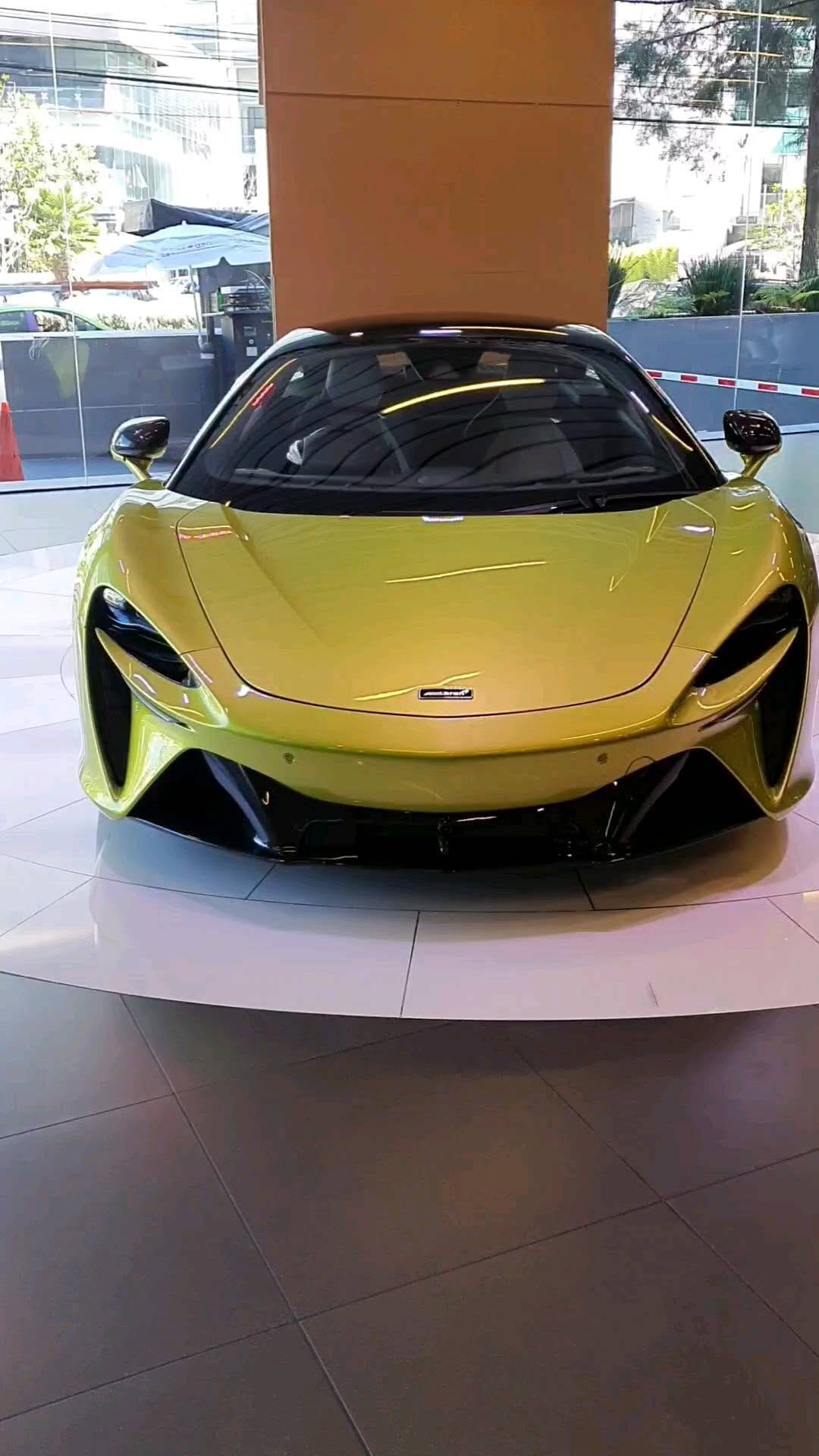 Post 7 by HRINI CORPORATION on Instagram (video)