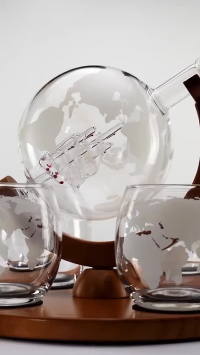 Post 5 by The Wine Savant | Wine & Whiskey Decanters on Instagram (video)