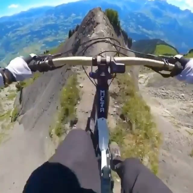 Post 7 by SoCal Travels on Instagram (video)