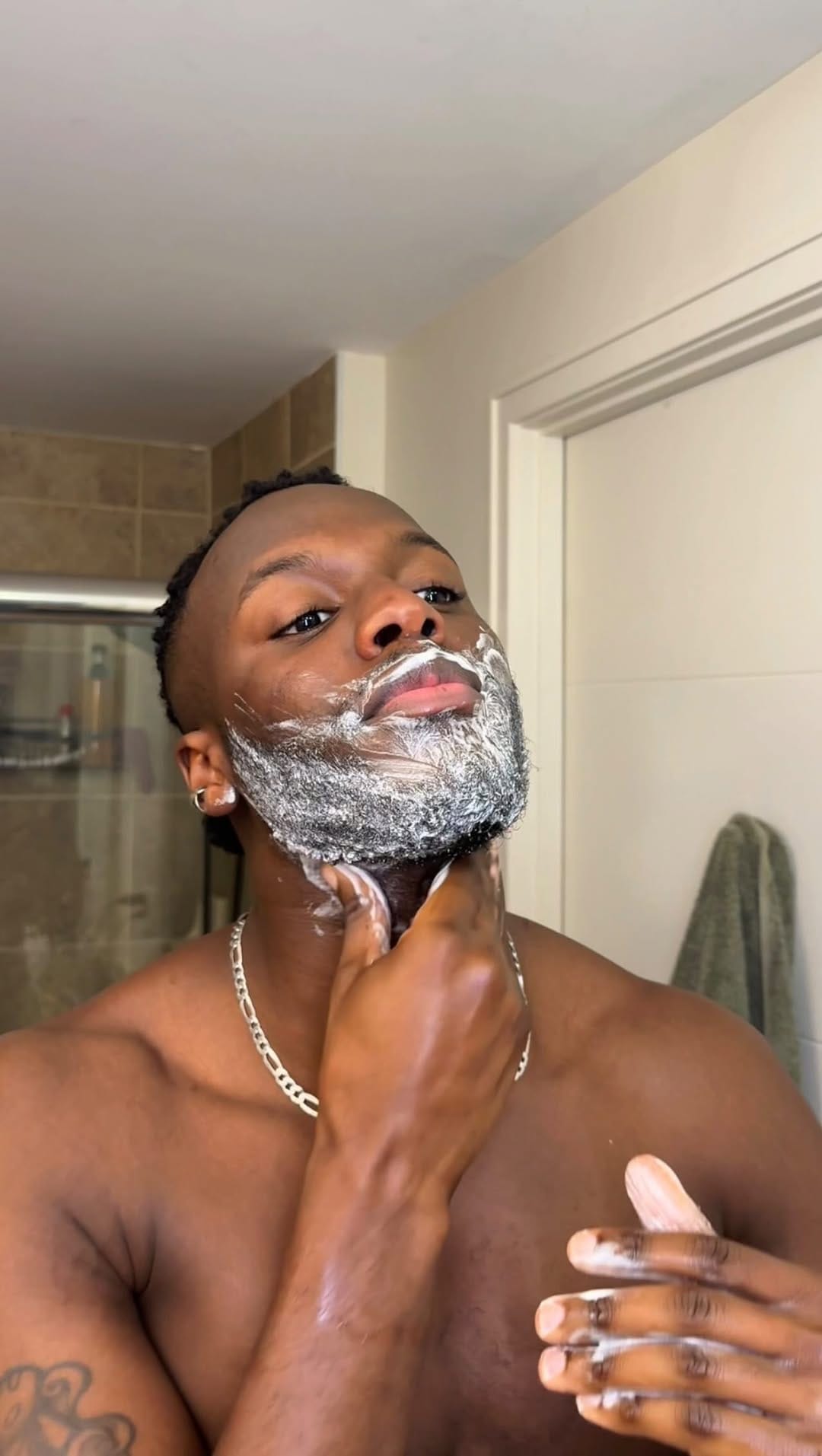 Post 3 by Saul on Instagram (video)