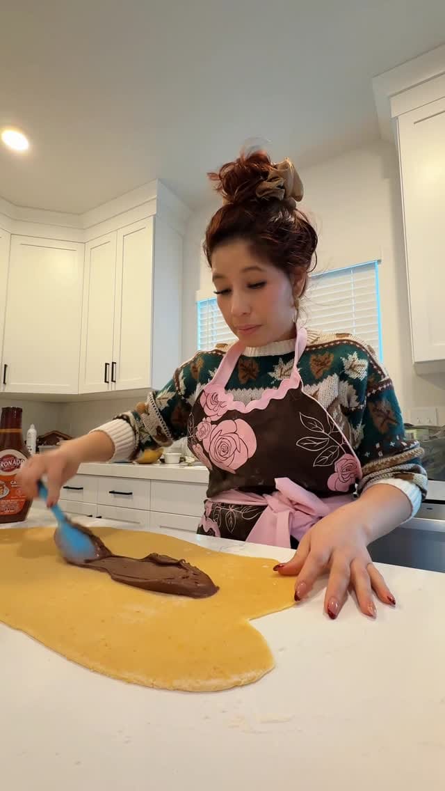 Post 7 by Gloria Pin on Instagram (video)