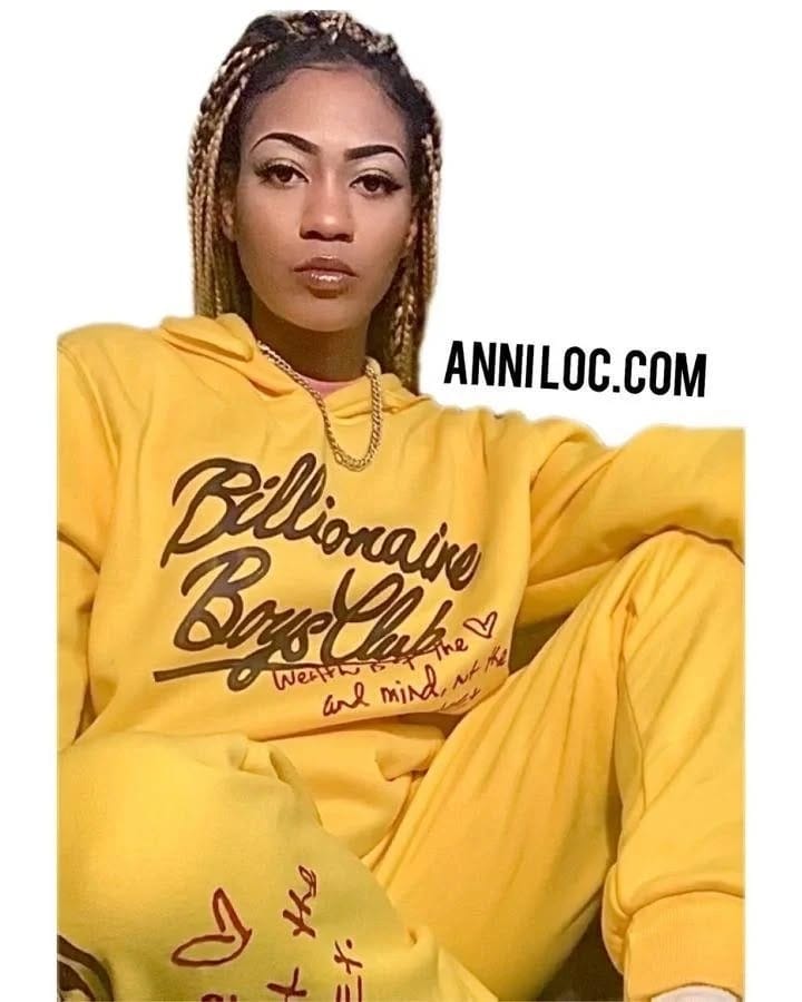 Post 9 by Anni Loc on Instagram (carousel)