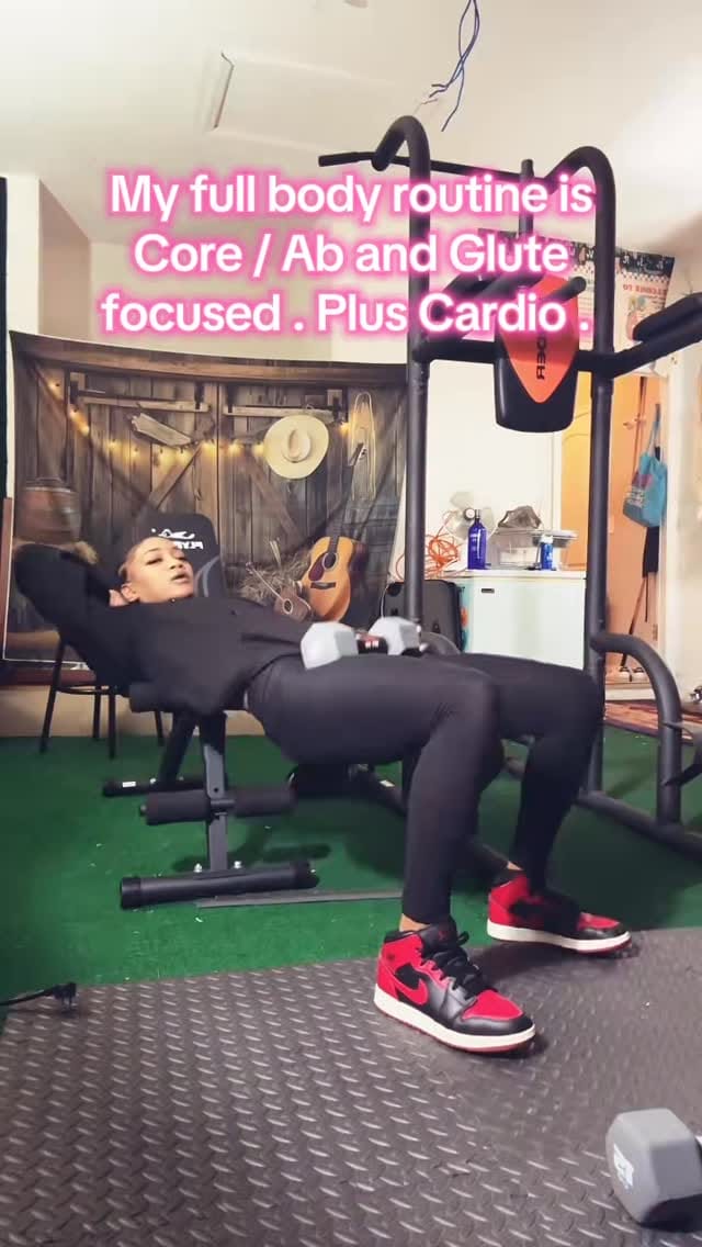 Post 1 by Anni Loc on Instagram (video)