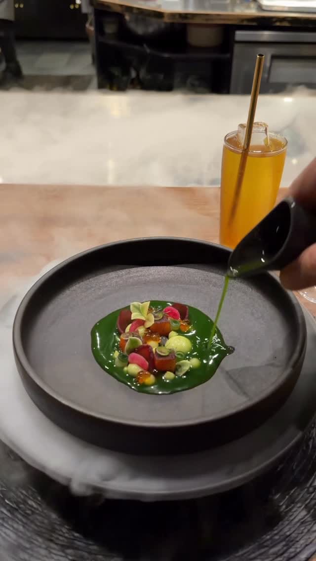 Post 4 by Alex Jewell on Instagram (video)