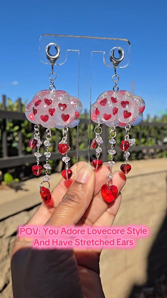 Post 7 by Handmade Plugs & Jewelry on Instagram (video)