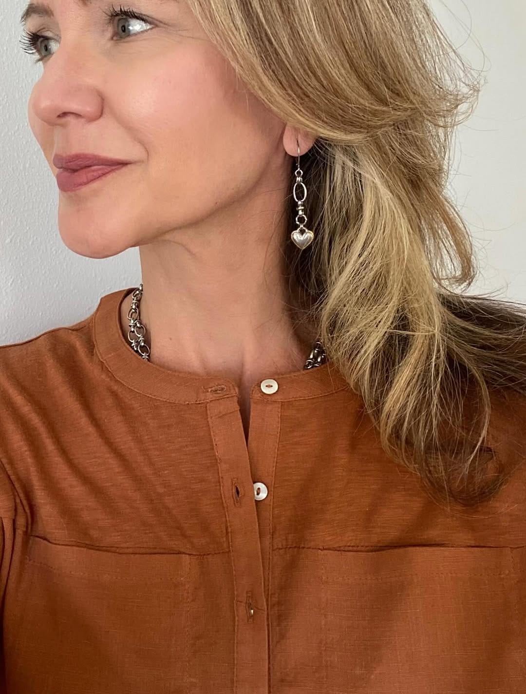 Post 2 by Bellaforma Jewelry on Instagram (image)