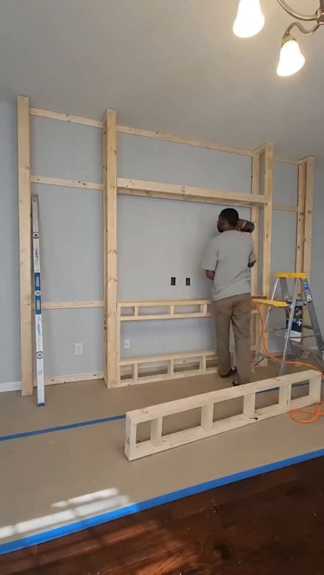 Post 4 by Maurice Amaker on Instagram (video)