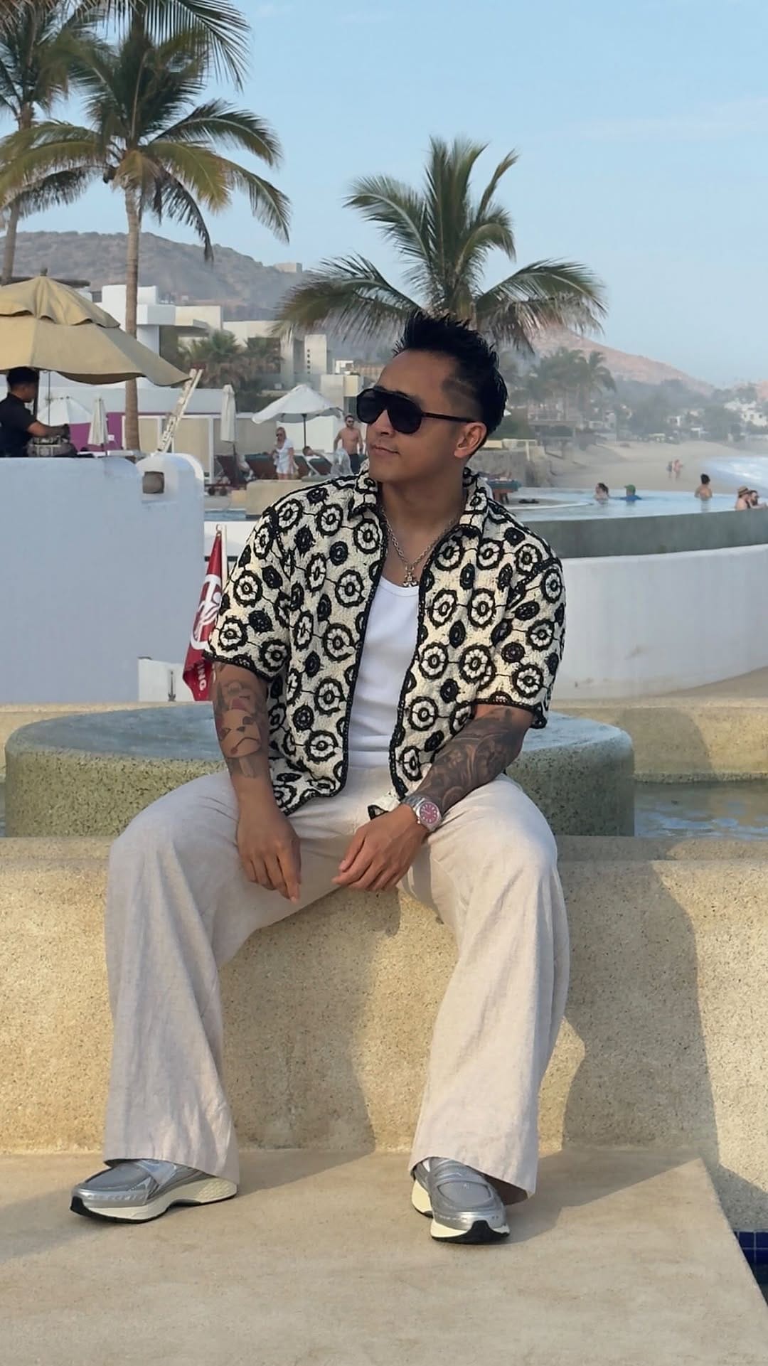 Post 1 by Tony Nguyen on Instagram (video)