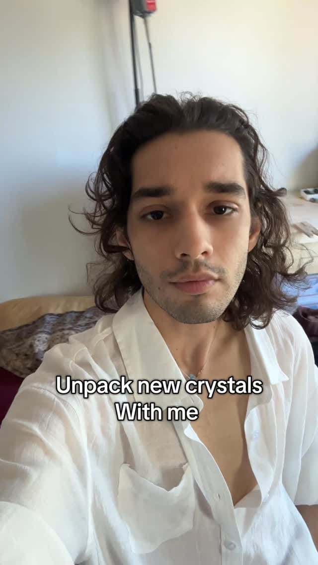 Post 4 by Empire Gems International on Instagram (video)
