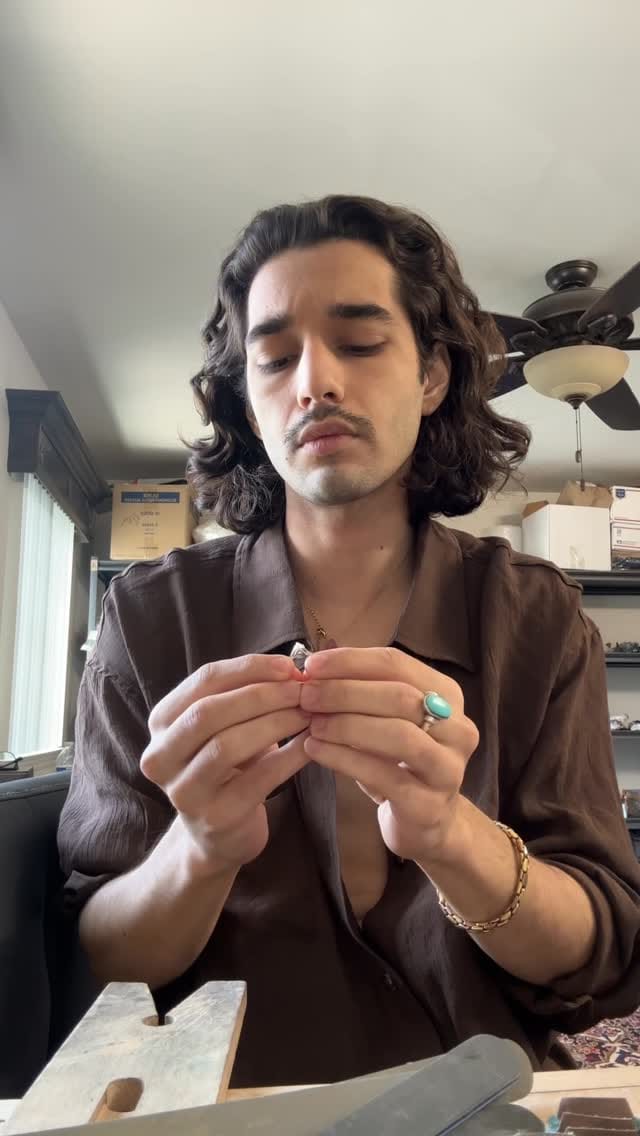 Post 9 by Empire Gems International on Instagram (video)