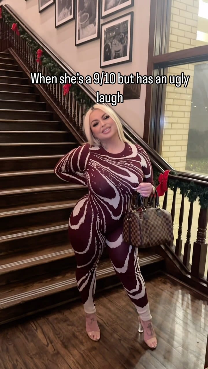 Post 9 by Dfw Girl Plug on Instagram (video)