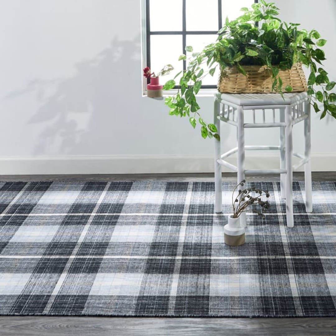 Post 5 by Rug Mart on Instagram (image)