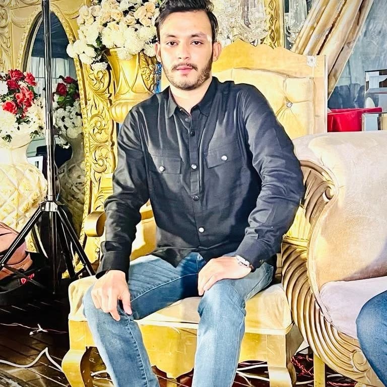 Post 10 by Musa Rajput on Instagram (carousel)