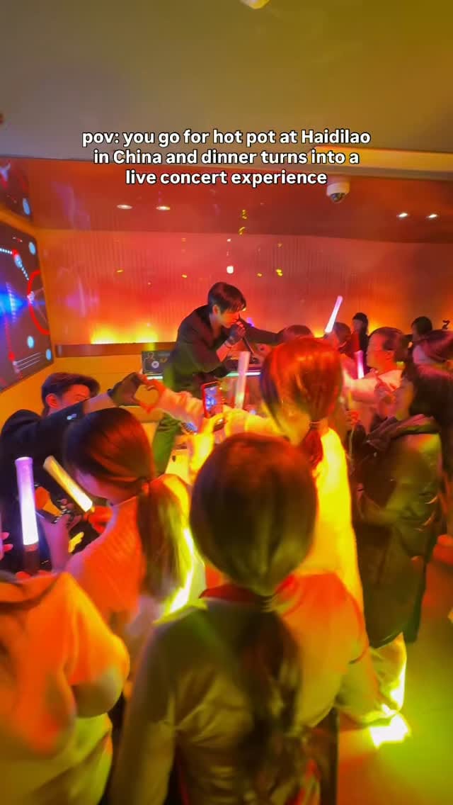 Post 1 by Rachel Weiss | China Travel Blogger on Instagram (video)