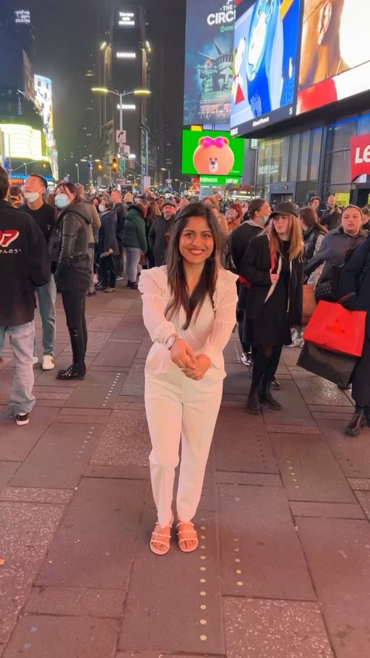 Post 10 by Puja Jaiswal on Instagram (video)