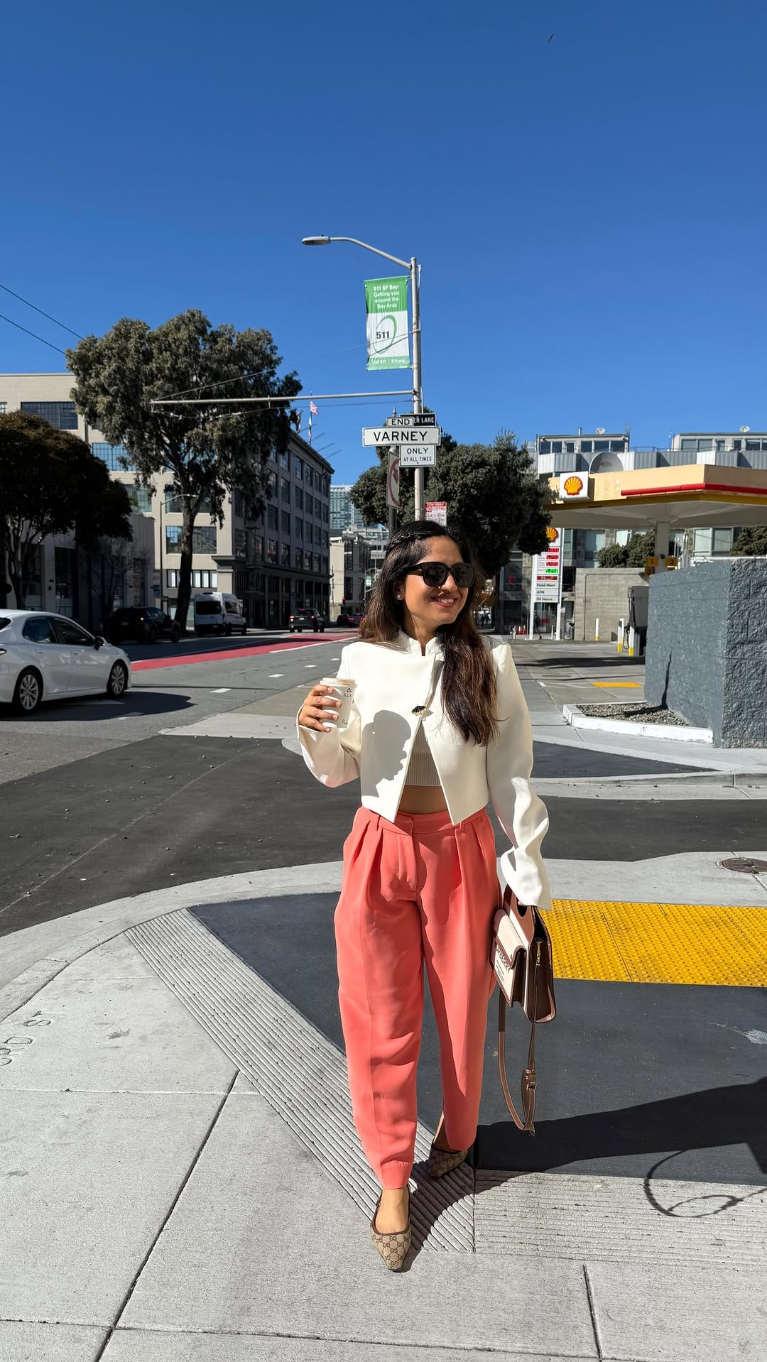 Post 6 by Puja Jaiswal on Instagram (video)