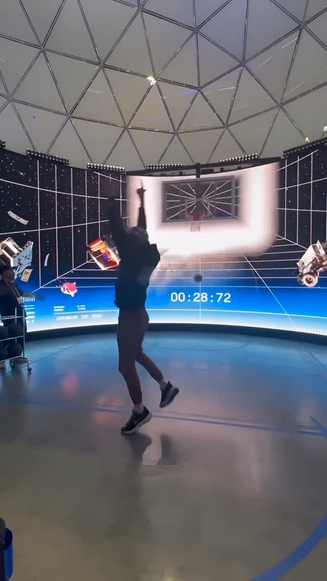 Post 1 by Cacheflowe on Instagram (video)