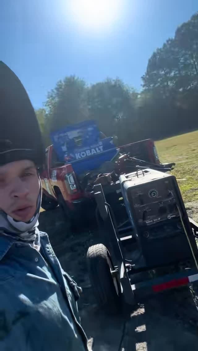 Post 10 by Dakota Holland on Instagram (video)