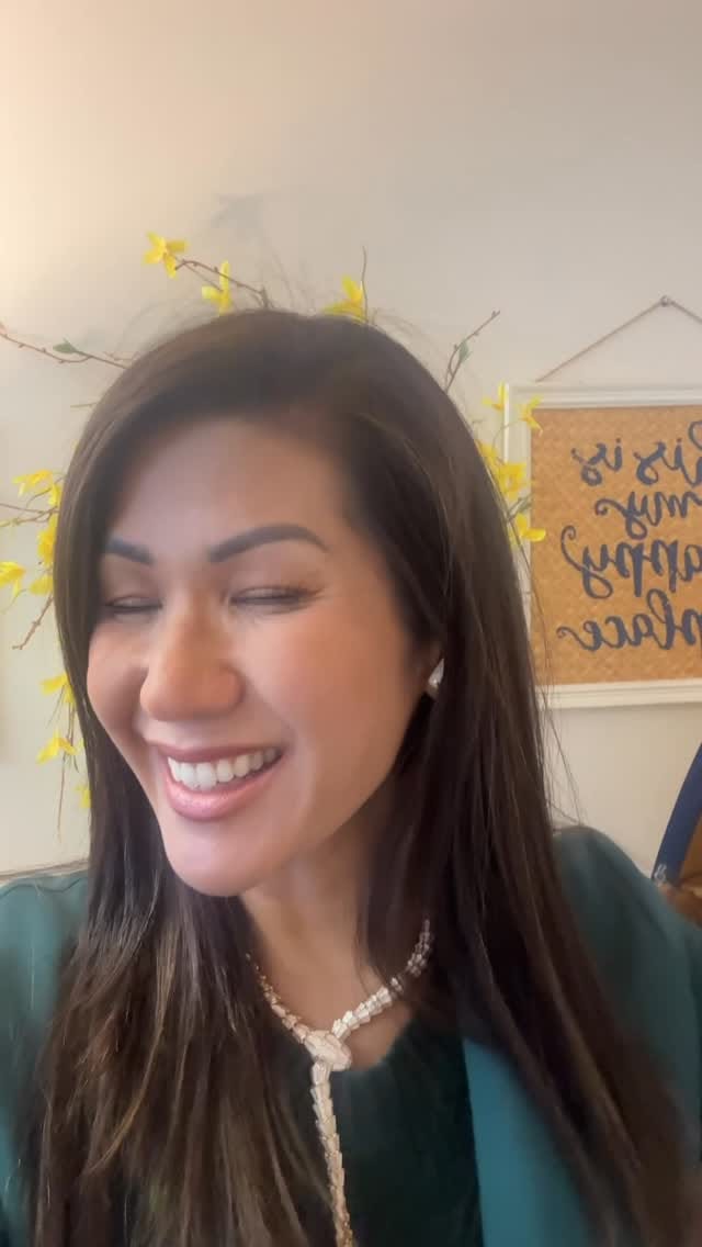 Post 5 by Tootsie Guevara aka Emma Monaco on Instagram (video)
