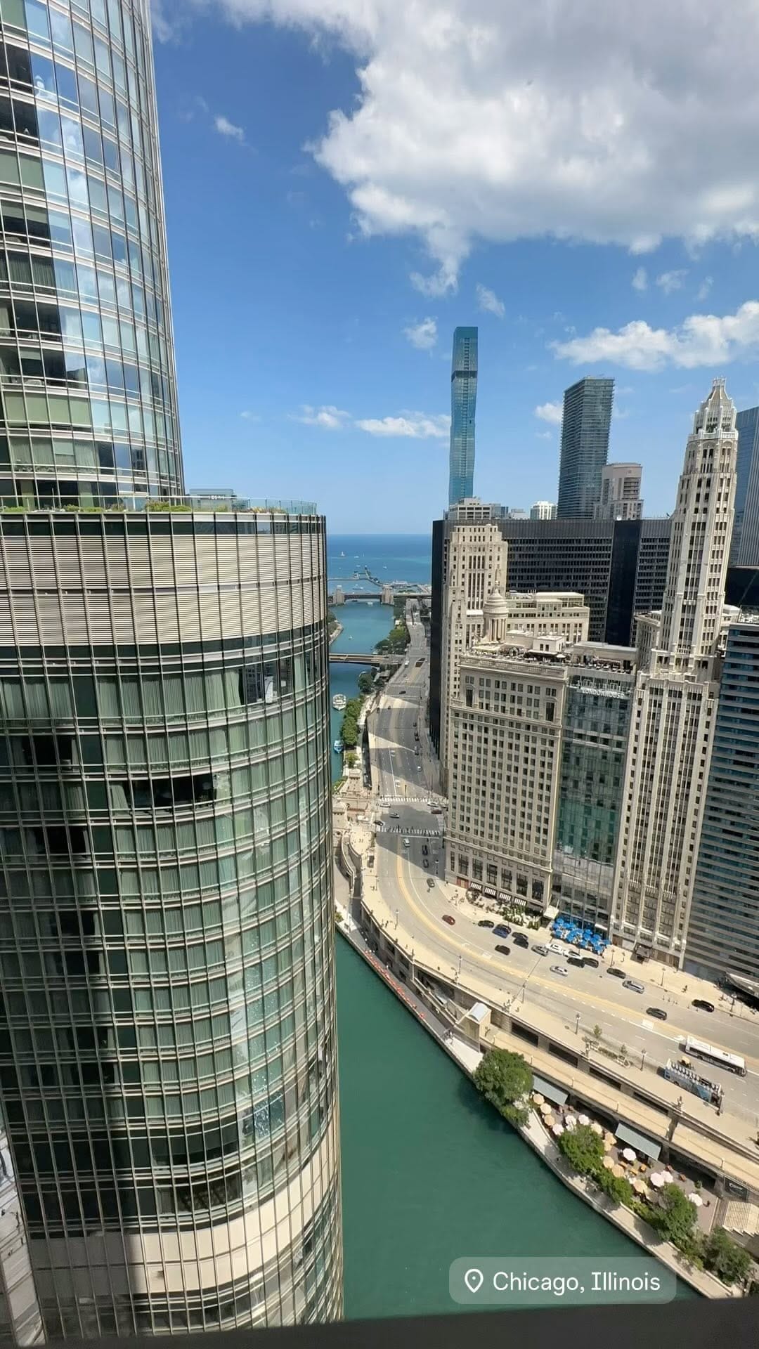 Post 3 by Cesar Lugo on Instagram (video)