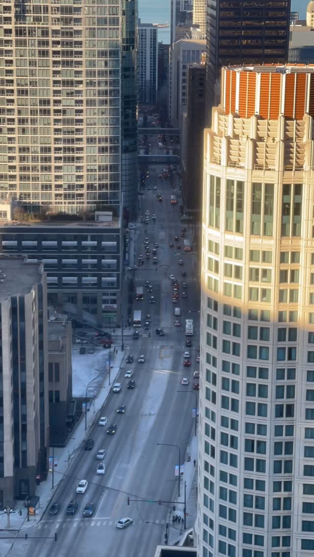 Post 1 by Cesar Lugo on Instagram (video)