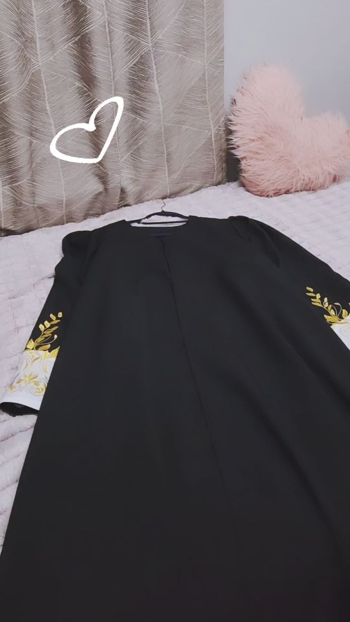 Post 6 by 💙🅢🅞🅛🅐🌸 on Instagram (video)