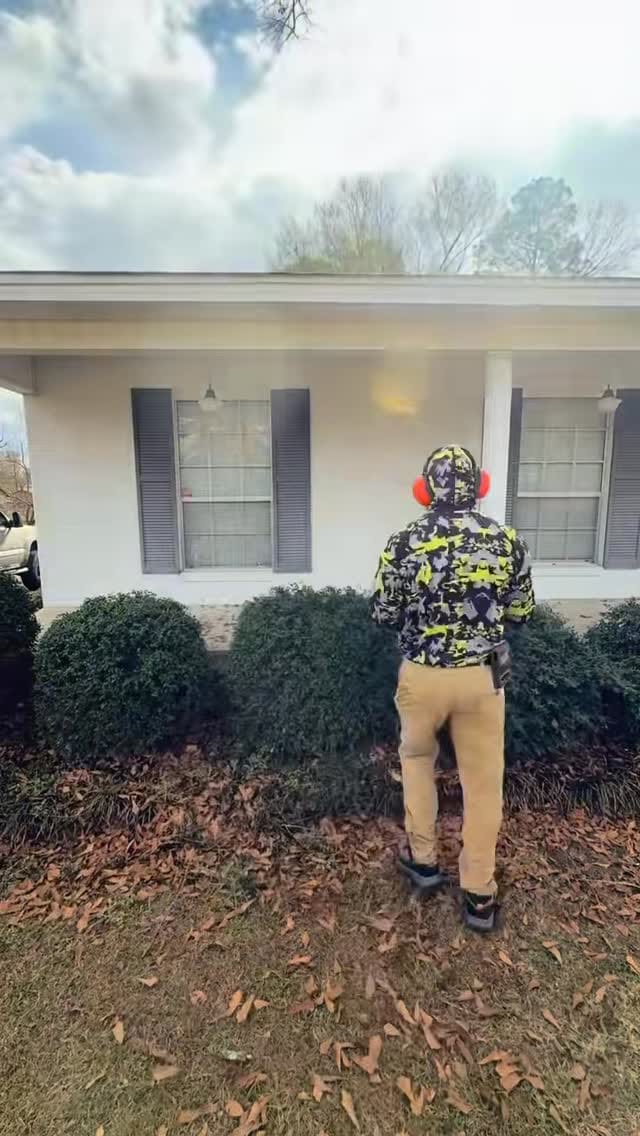 Post 1 by Viral Lawncare on Instagram (video)