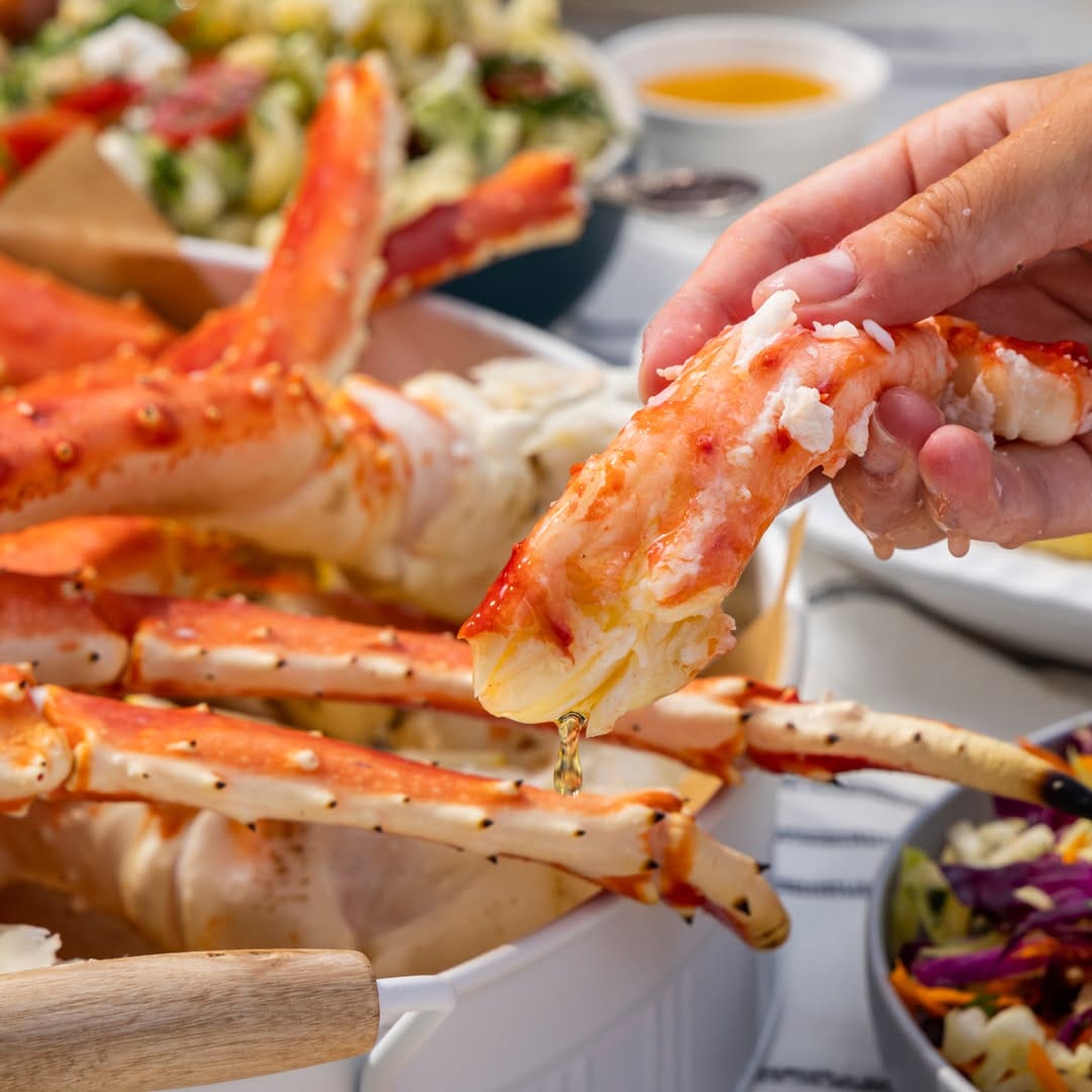 Post 7 by Alaskan King Crab Co. on Instagram (image)