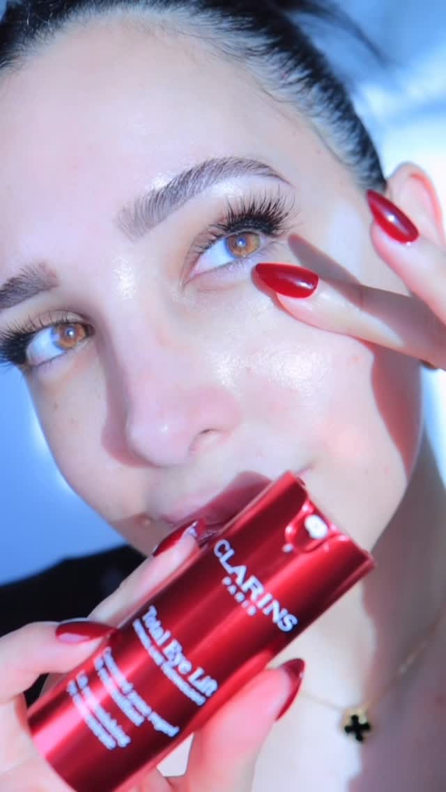 Post 6 by Mar on Instagram (video)
