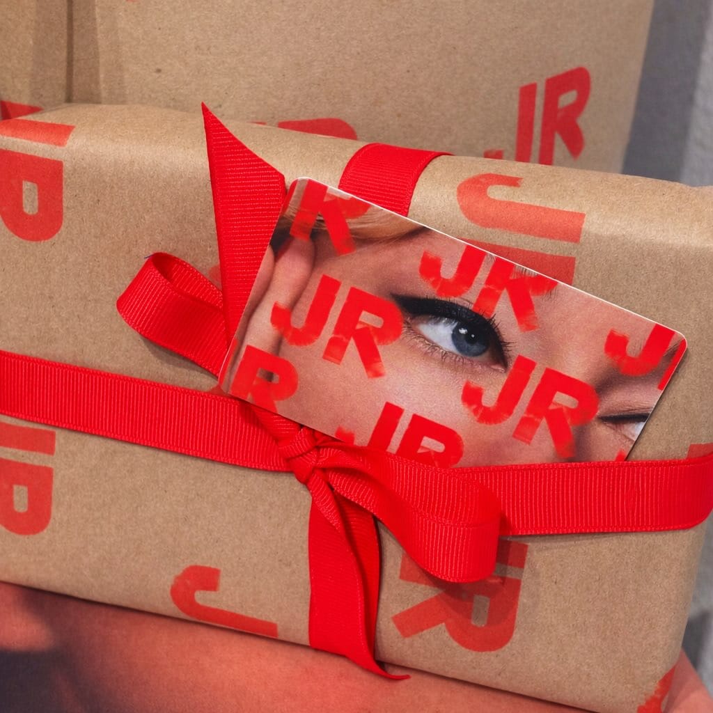 Post 4 by Jones Road Beauty Flagship on Instagram (carousel)