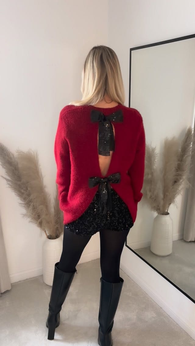 Post 5 by THE FASHION DEN - LADIES BOUTIQUE on Instagram (video)