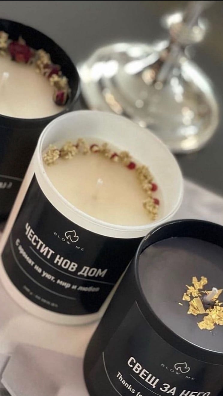 Post 8 by Blow Me Candle on Instagram (video)