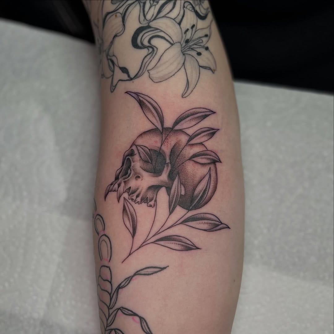 Post 7 by HAUS OF SWEET POISON | TATTOO STUDIO on Instagram (image)