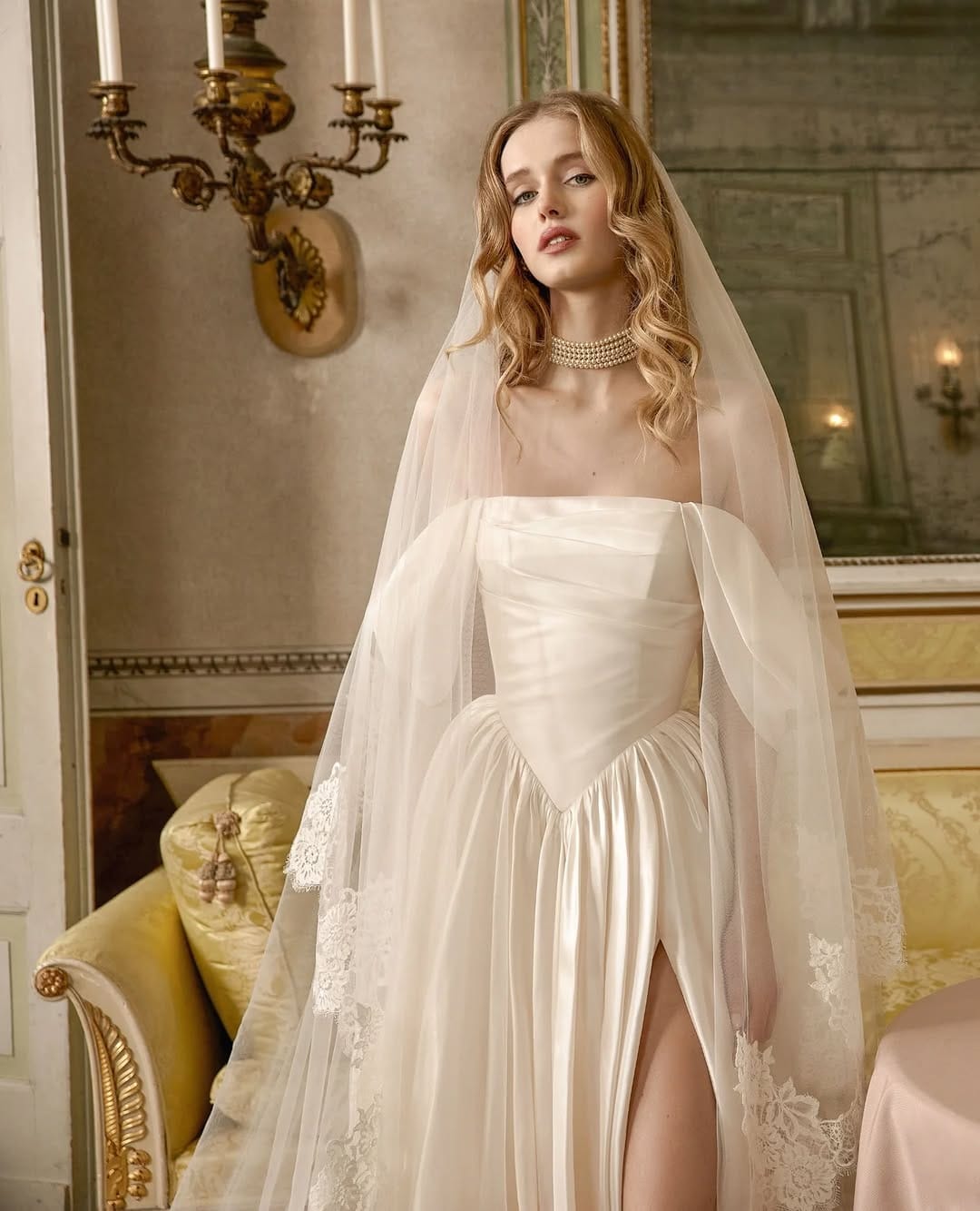 Post 2 by Ｈｅａｒｔ  Ａｆｌｕｔｔｅｒ  Ｂｒｉｄａｌ® on Instagram (carousel)
