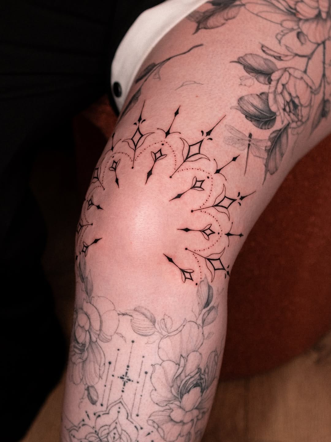Post 10 by Fine Line•Traditional•Realism on Instagram (carousel)